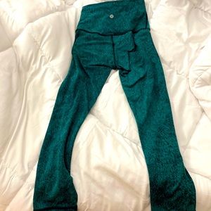 Lululemon leggings
